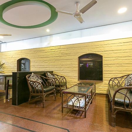 Hotel Treebo Trend New Castle Mumbai Exterior foto