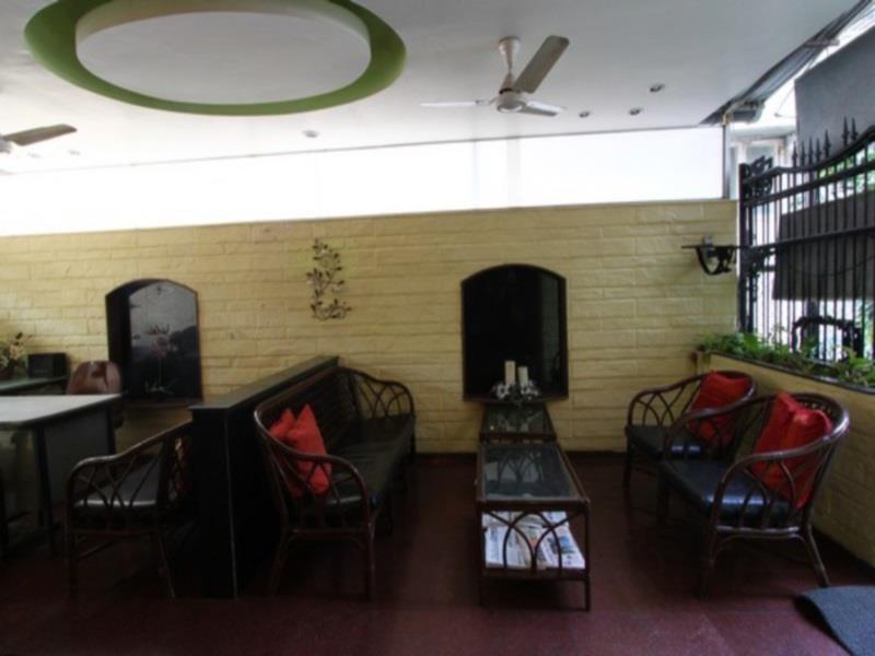 Hotel Treebo Trend New Castle Mumbai Exterior foto