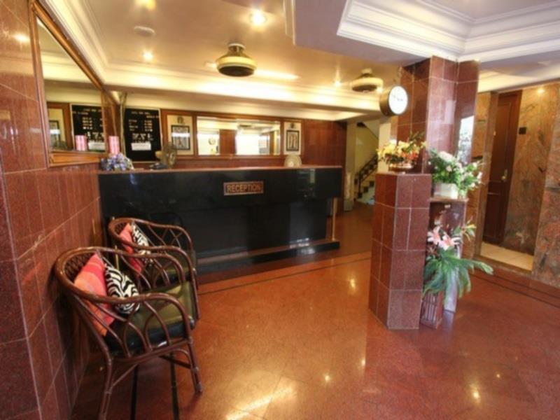 Hotel Treebo Trend New Castle Mumbai Exterior foto
